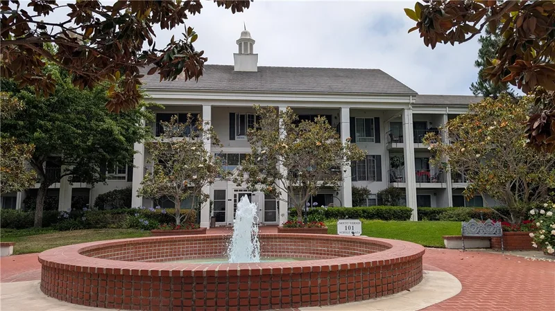 101 Scholz 116, Newport Beach, CA 92663