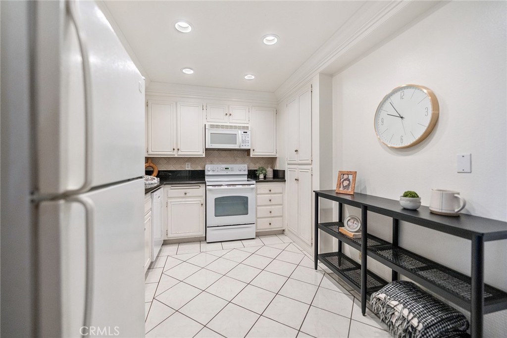 102 Scholz 234, Newport Beach CA 92663 - photo 9