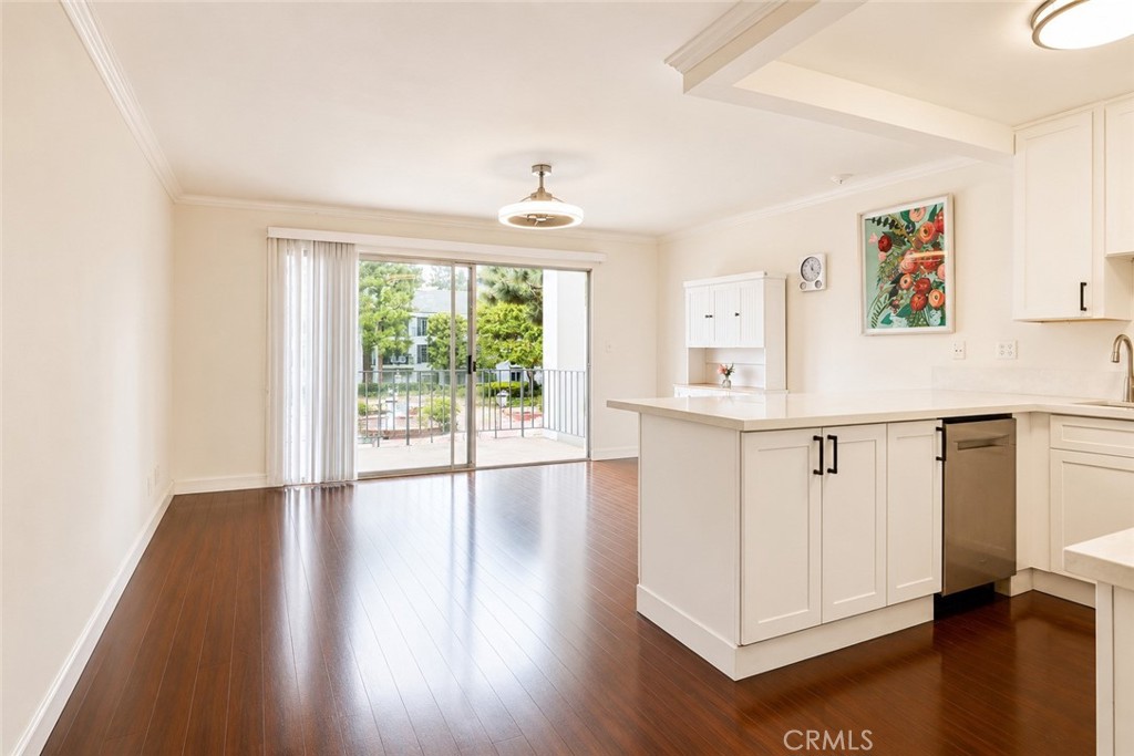 102 Scholz 243, Newport Beach CA 92663 - photo 9