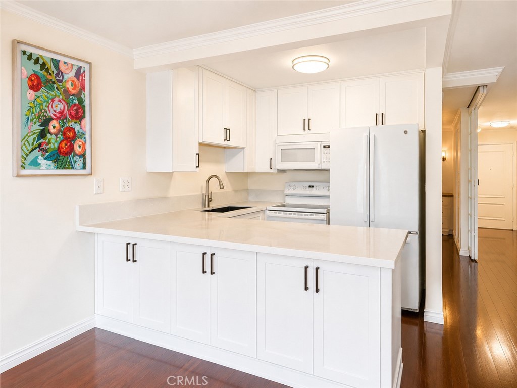 102 Scholz 243, Newport Beach CA 92663 - photo 15