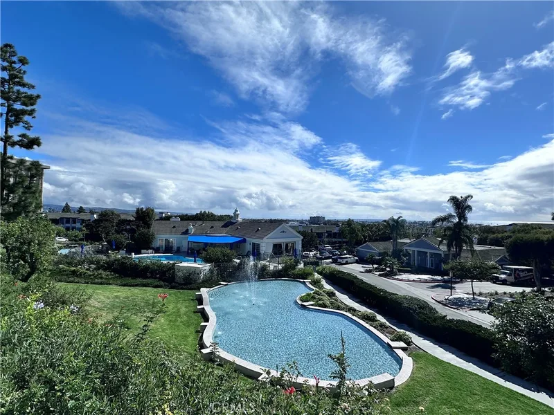 102 Scholz Plaza PH37, Newport Beach, CA 92663