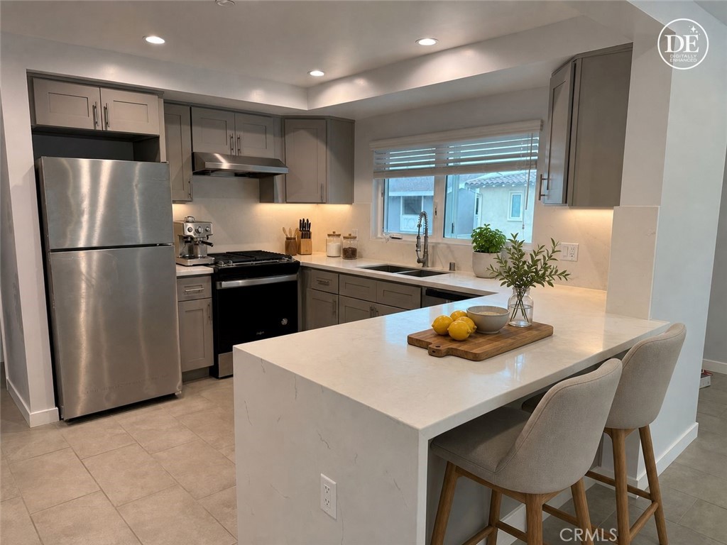 Virtually staged - 102 Via Antibes, Newport Beach CA 92663 - photo 3