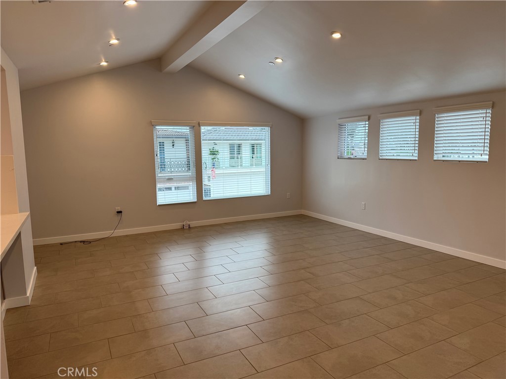 living room - 102 Via Antibes, Newport Beach CA 92663 - photo 4