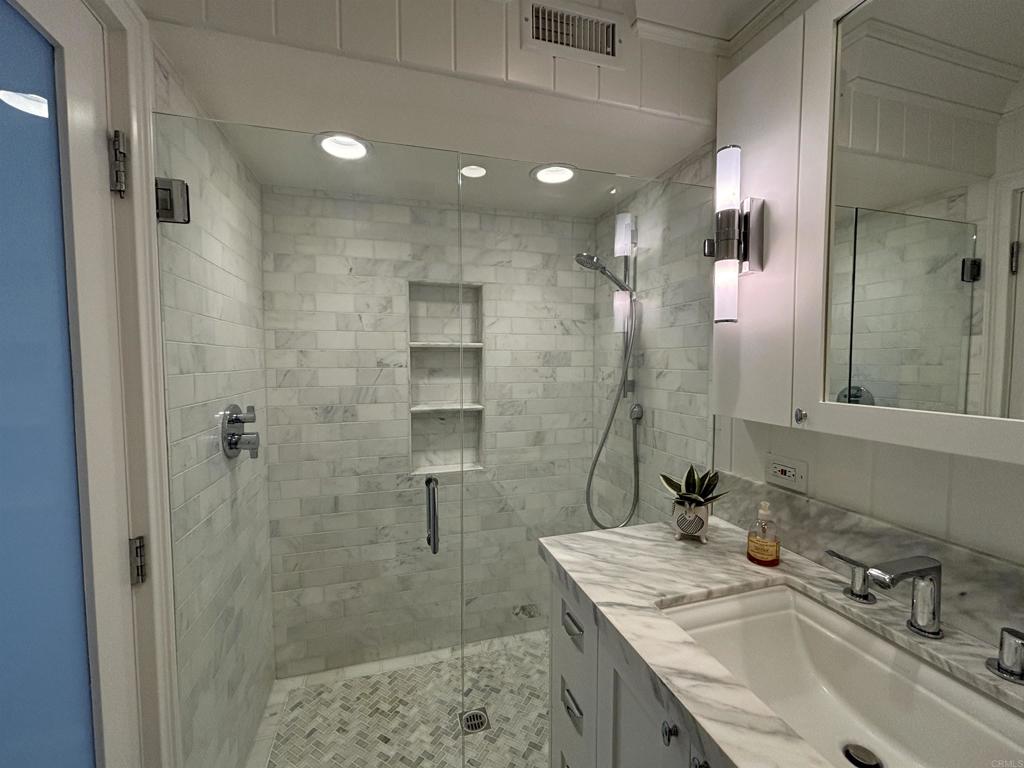 1022 Bayside 510, Newport Beach CA 92660 - photo 18