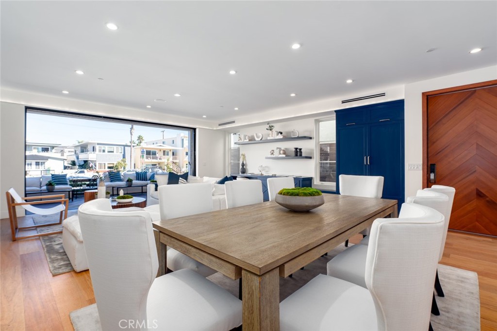 1025 W Balboa Boulevard, Newport Beach CA 92661 - photo 12