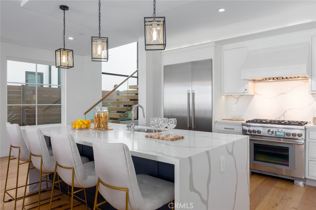 1025 W Balboa Boulevard, Newport Beach CA 92661 - photo 23