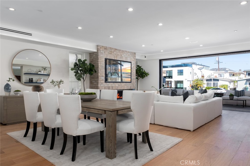 1025 W Balboa Boulevard, Newport Beach CA 92661 - photo 27