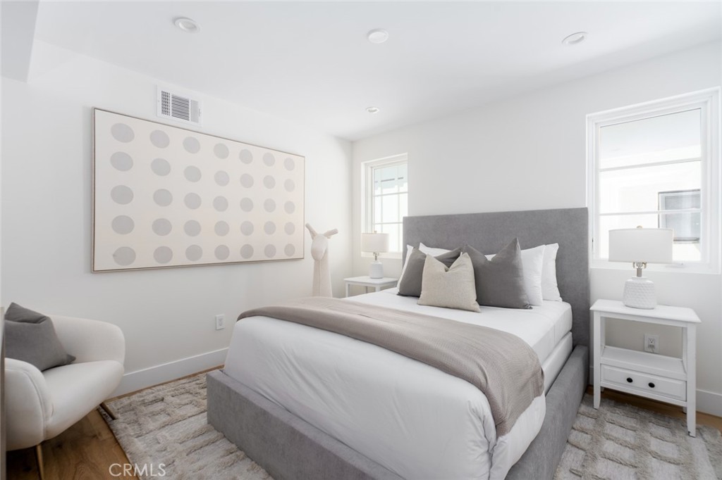 1025 W Balboa Boulevard, Newport Beach CA 92661 - photo 46