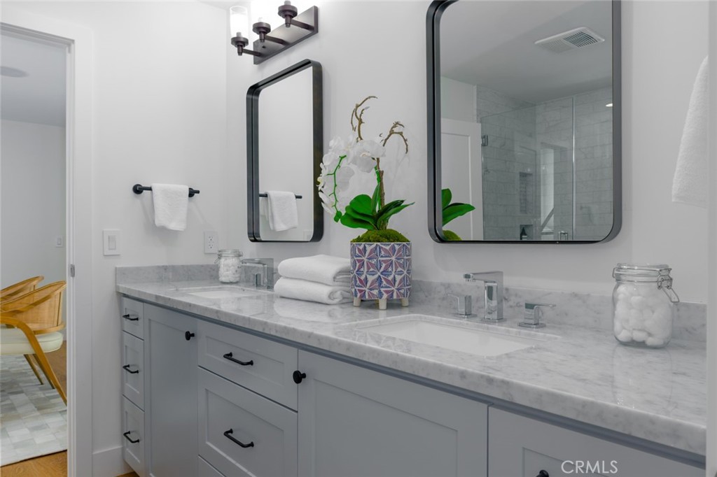 1025 W Balboa Boulevard, Newport Beach CA 92661 - photo 48