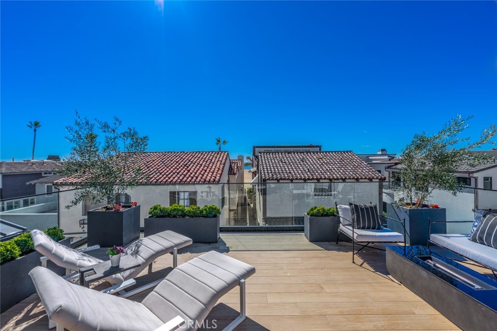 1025 W Balboa Boulevard, Newport Beach CA 92661 - photo 62