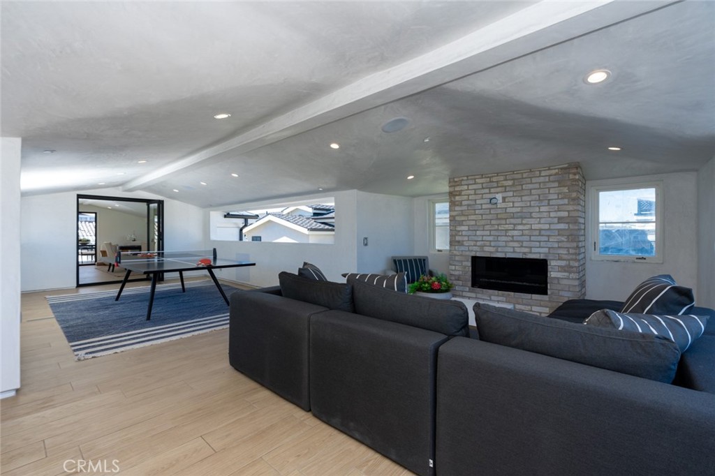 1025 W Balboa Boulevard, Newport Beach CA 92661 - photo 69