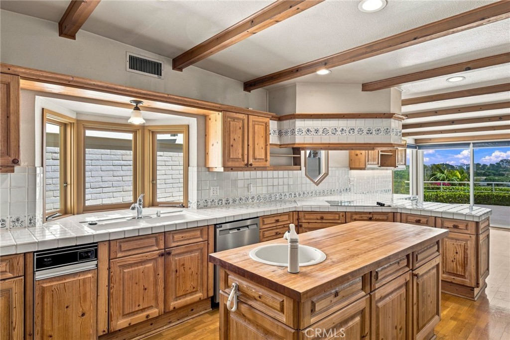 1026 Santiago Drive, Newport Beach CA 92660 - photo 16