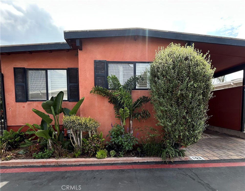 Exterior - 103 Yorktown, Newport Beach CA 92660 - photo 2