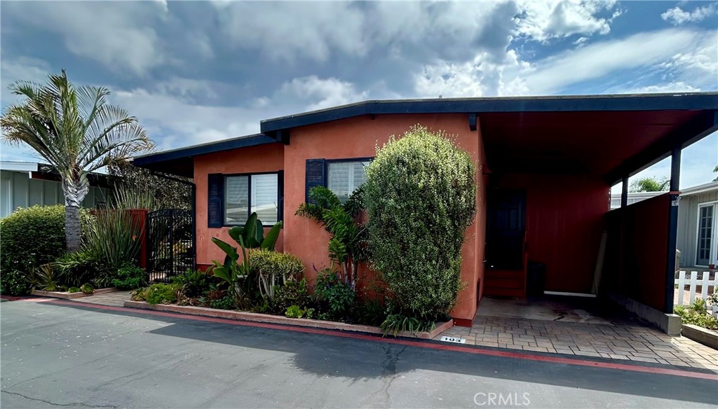 Exterior - 103 Yorktown, Newport Beach CA 92660 - photo 3