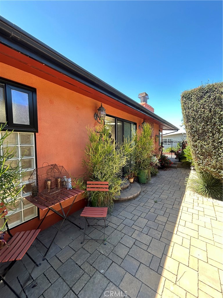 Patio looking toward front - 103 Yorktown, Newport Beach CA 92660 - photo 9