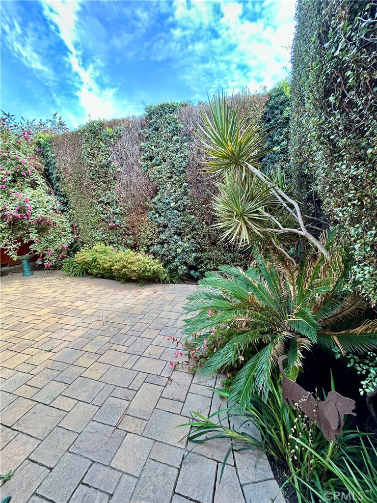 Patio - 103 Yorktown, Newport Beach CA 92660 - photo 14
