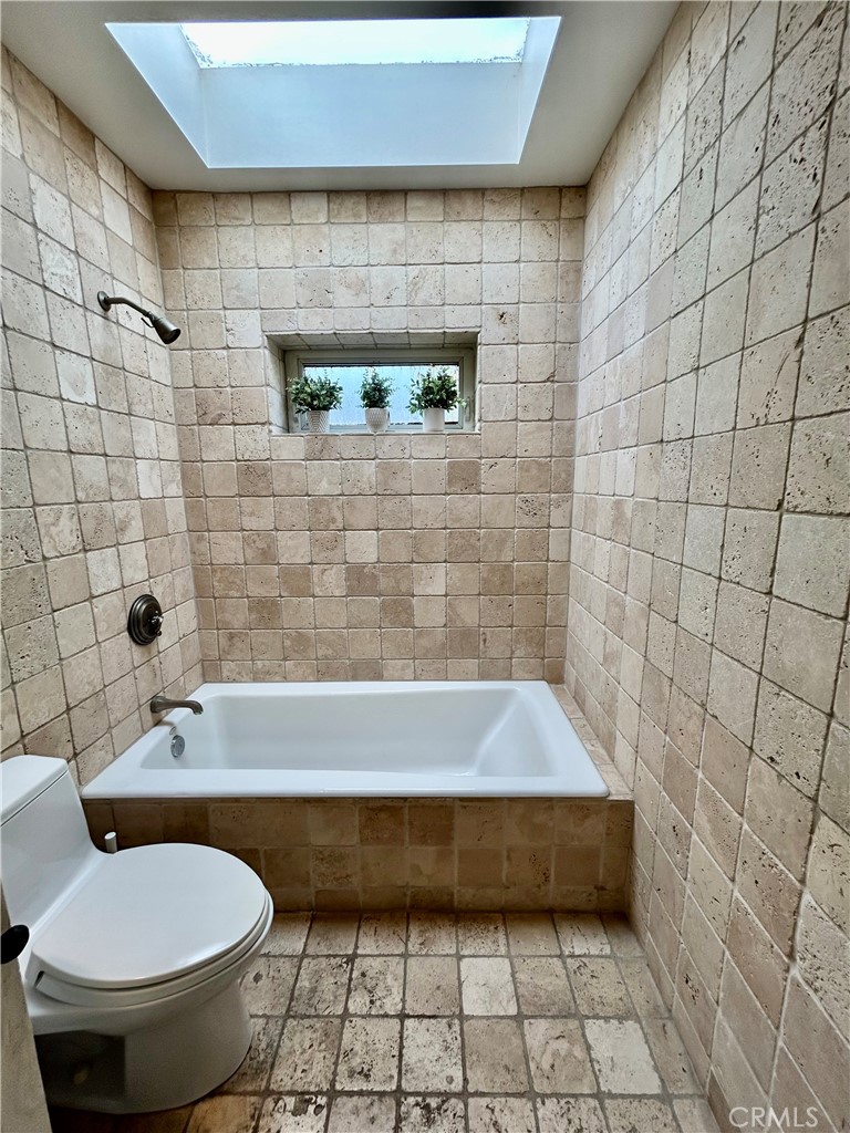Guest Bathroom - 103 Yorktown, Newport Beach CA 92660 - photo 33