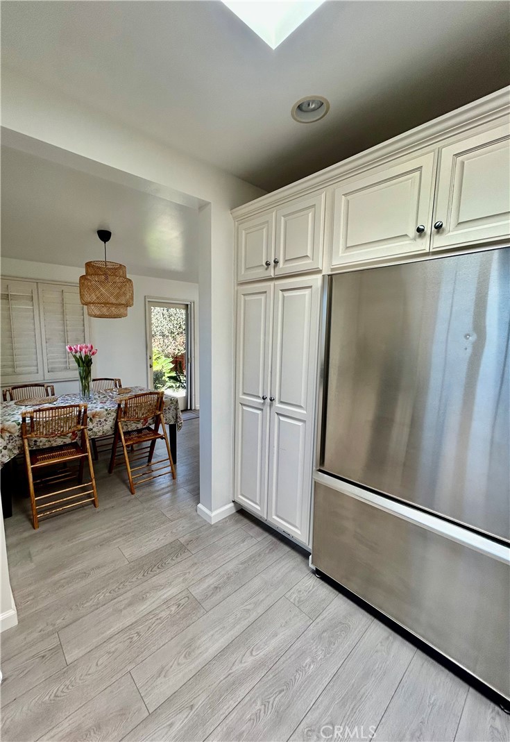 Kitchen - 103 Yorktown, Newport Beach CA 92660 - photo 34