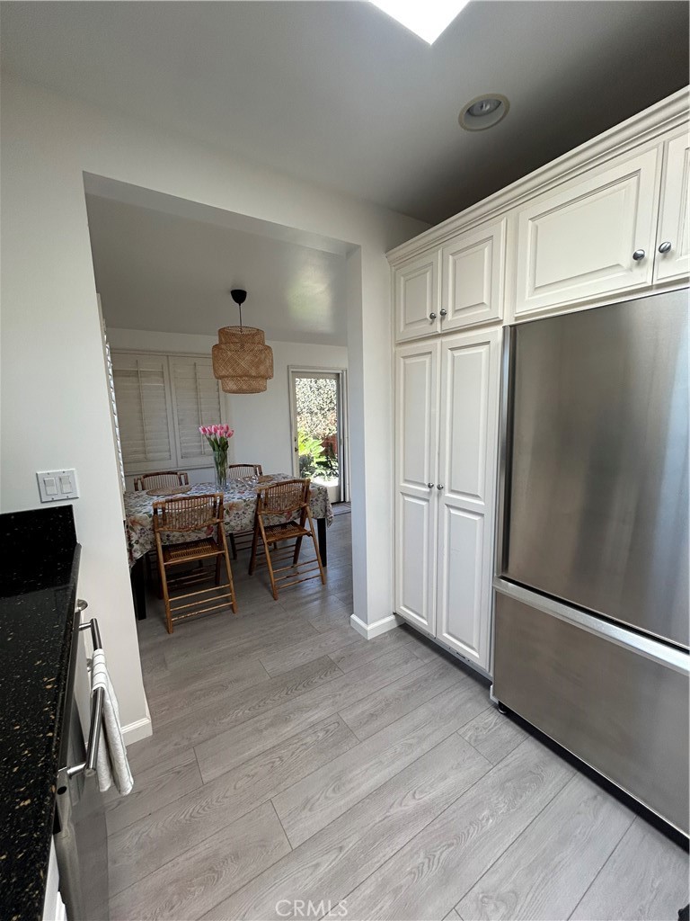 Kitchen - 103 Yorktown, Newport Beach CA 92660 - photo 35