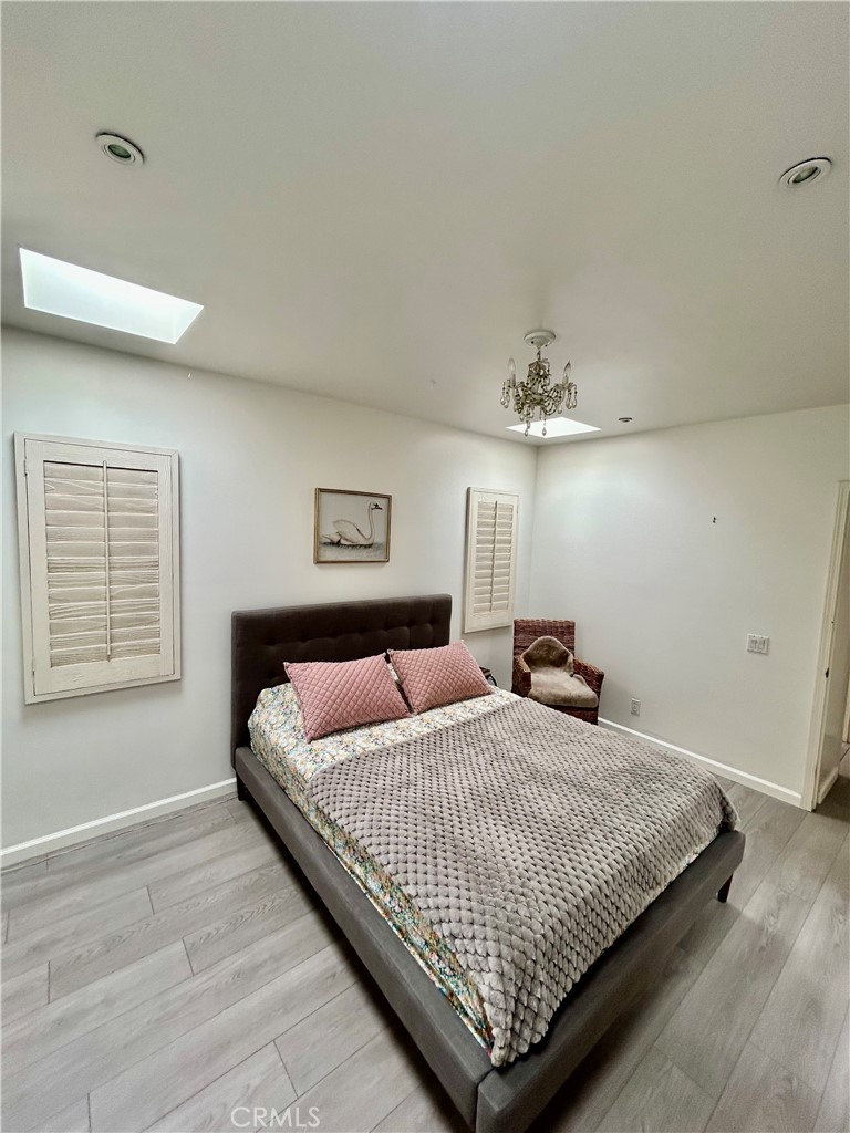 Main Bedroom - 103 Yorktown, Newport Beach CA 92660 - photo 40