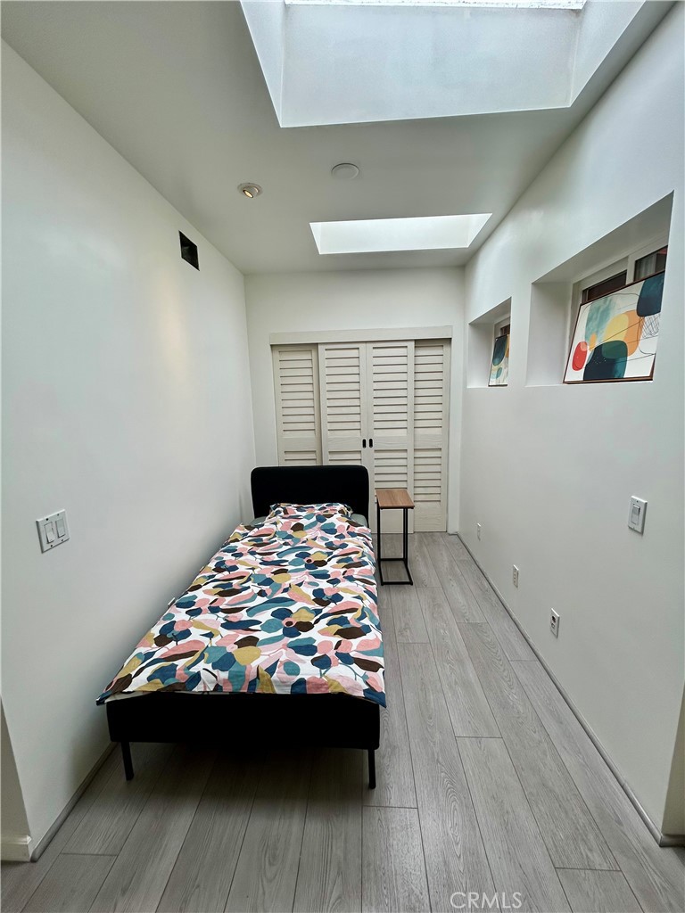 2nd Bedrom - 103 Yorktown, Newport Beach CA 92660 - photo 51