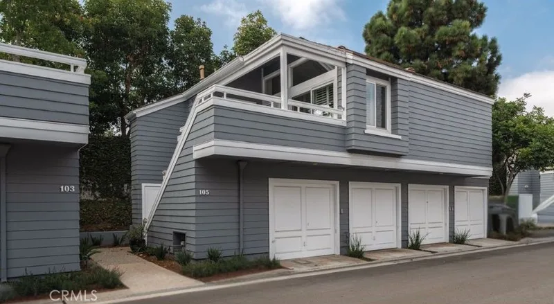 105 Hartford, Newport Beach, CA 92660