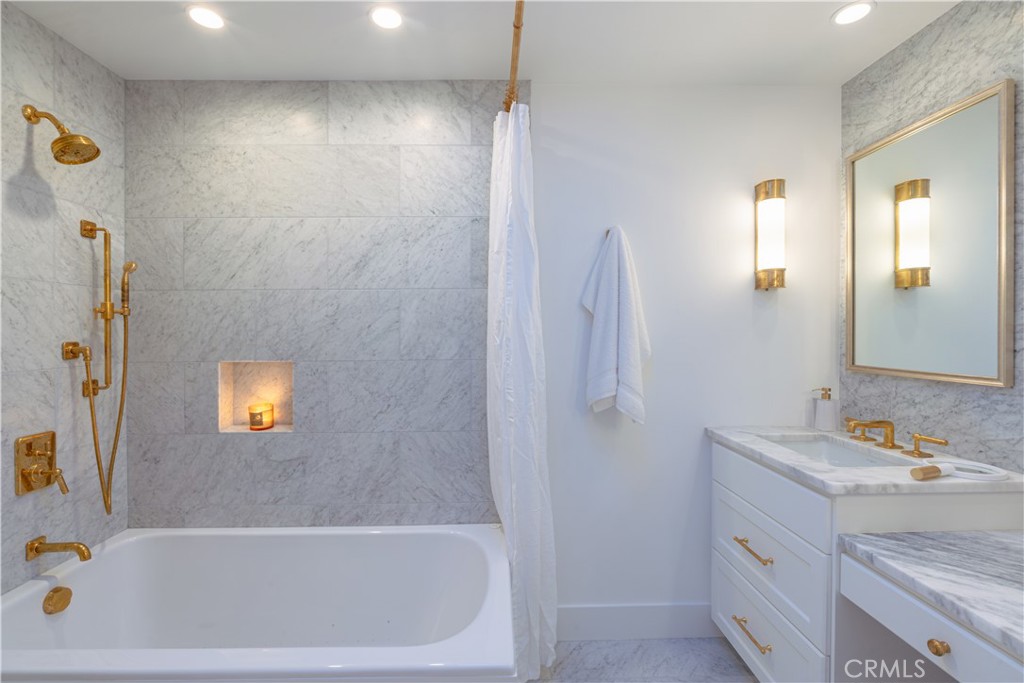 106 Via Cordova, Newport Beach CA 92663 - photo 32