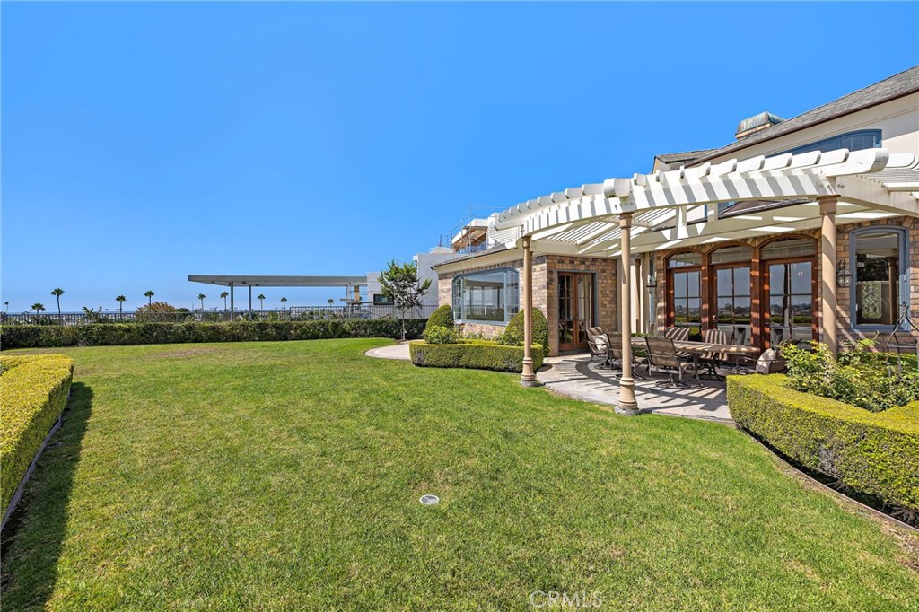 108 Kings Place, Newport Beach CA 92663 - photo 52