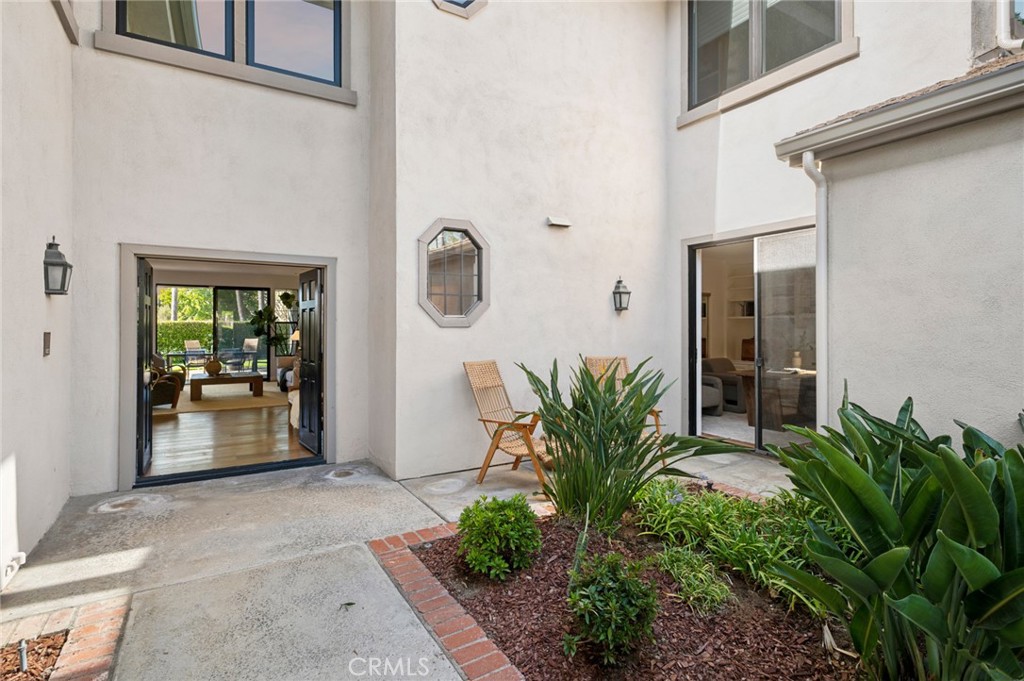 108 Ocean Vista, Newport Beach CA 92660 - photo 5