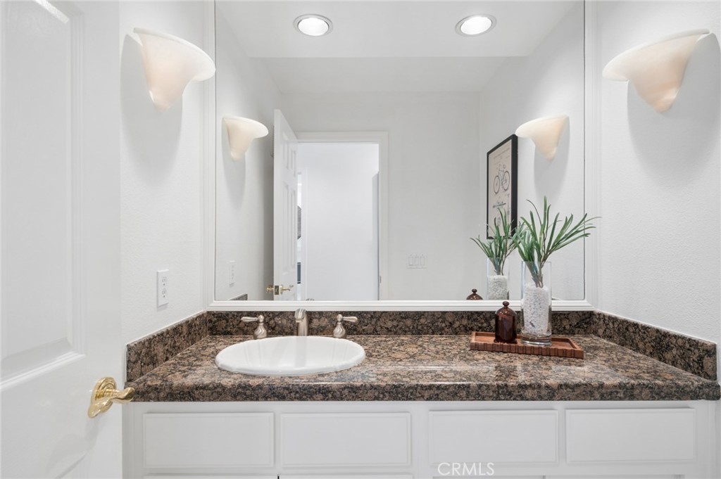 108 Ocean Vista, Newport Beach CA 92660 - photo 29