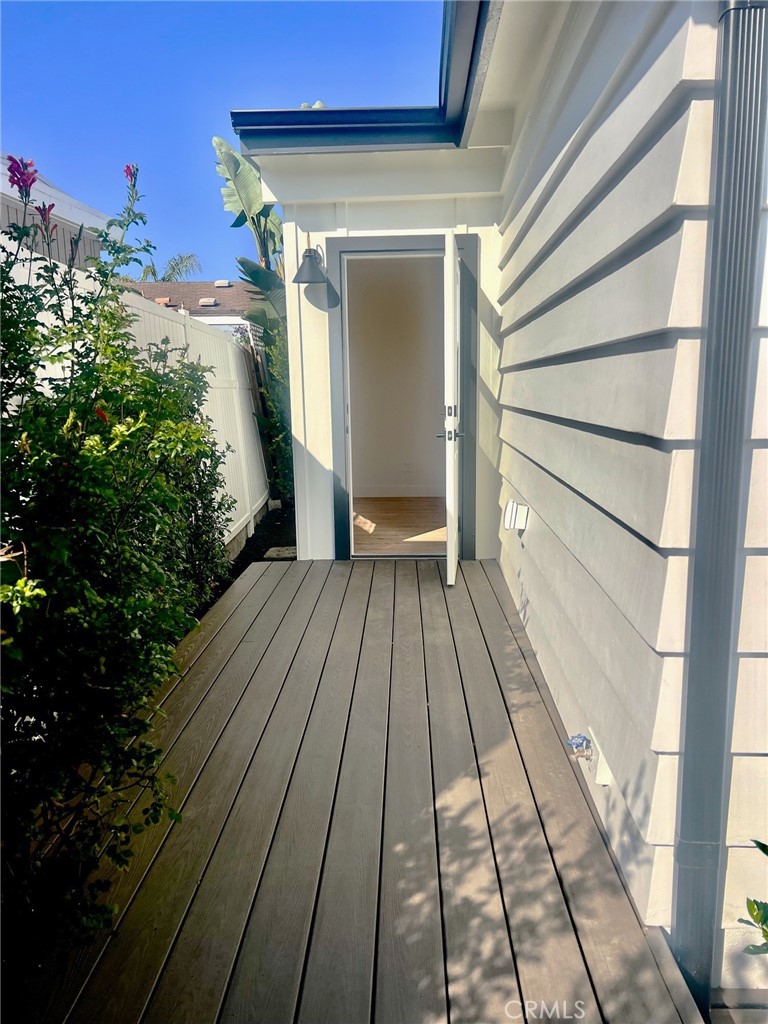 108 Yorktown, Newport Beach CA 92660 - photo 28