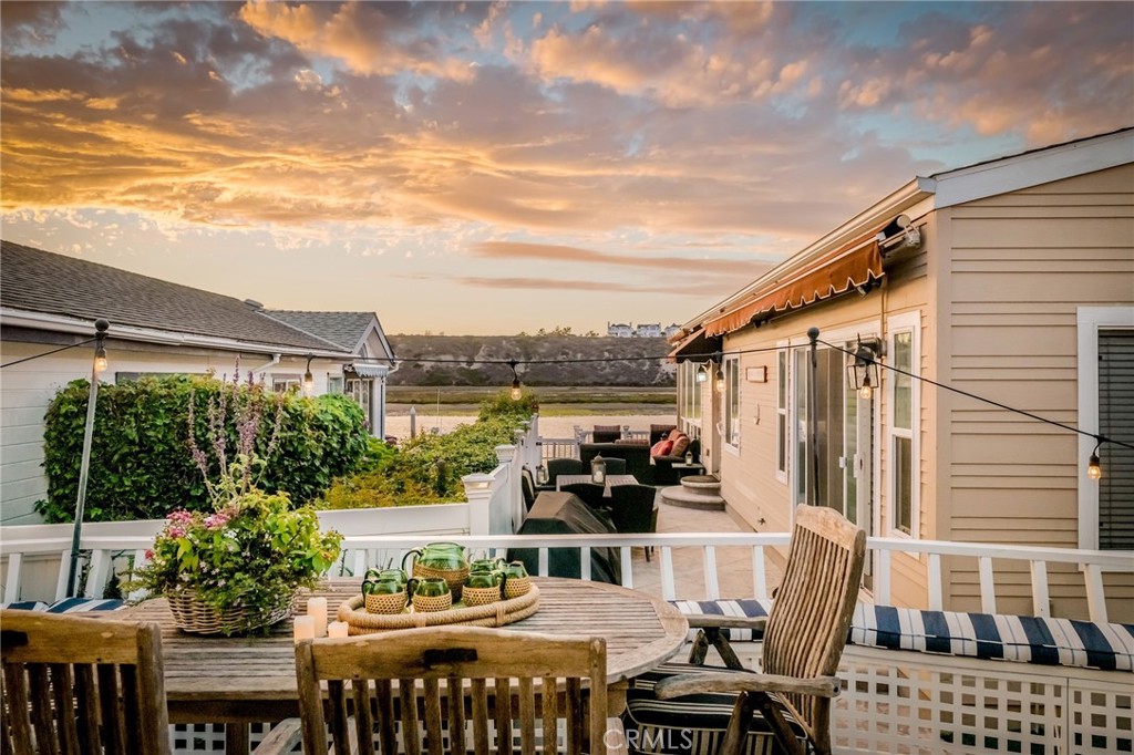 11 Saratoga, Newport Beach CA 92660 - photo 2