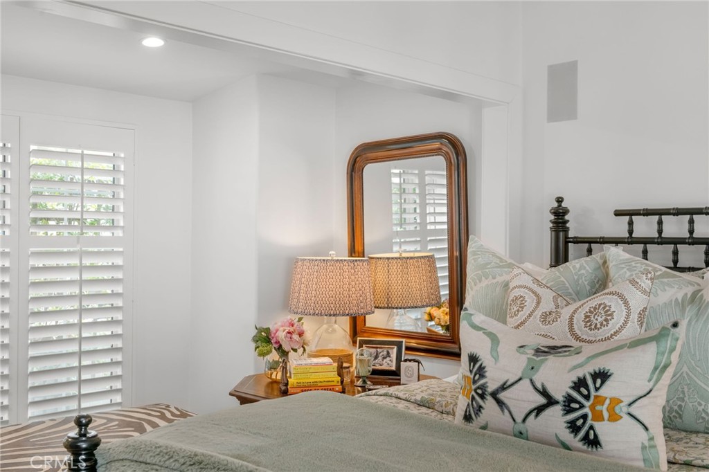 11 Saratoga, Newport Beach CA 92660 - photo 20