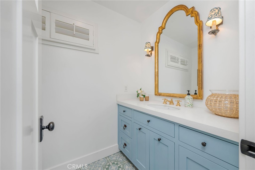 11 Saratoga, Newport Beach CA 92660 - photo 26