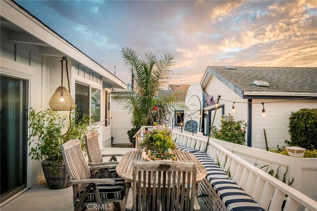 11 Saratoga, Newport Beach CA 92660 - photo 31