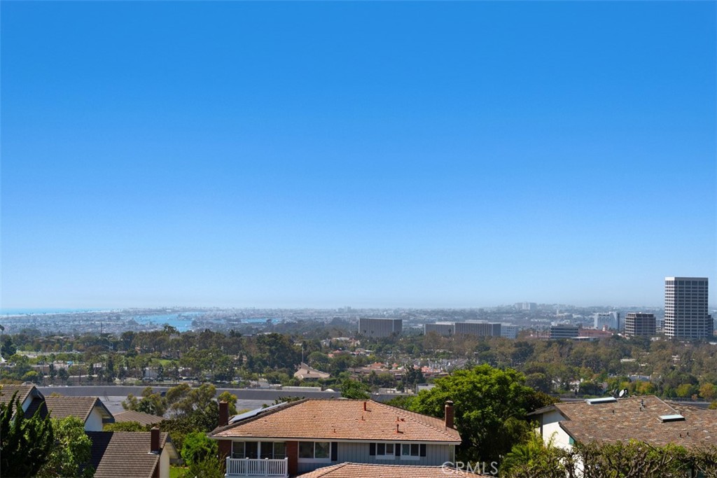 11 Tiburon Bay, Newport Beach CA 92625 - photo 2