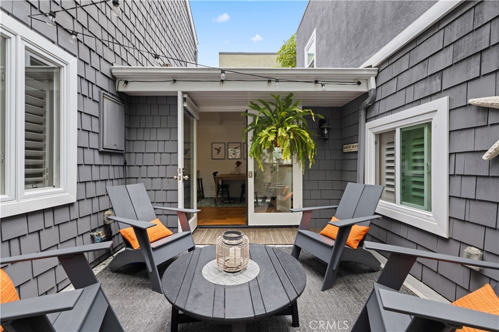 side patio - 110 Pearl Avenue, Newport Beach CA 92662 - photo 9