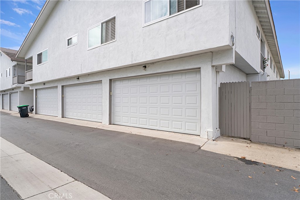 1100 Rutland, Newport Beach CA 92660 - photo 24