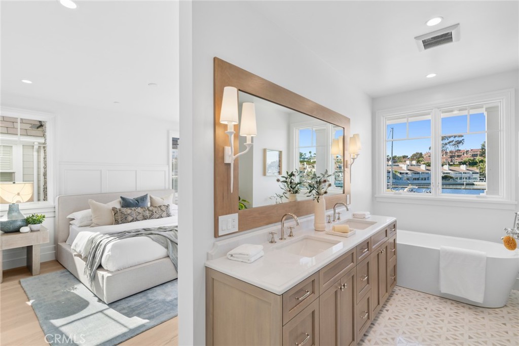 1105 N Bay Front, Newport Beach CA 92662 - photo 19