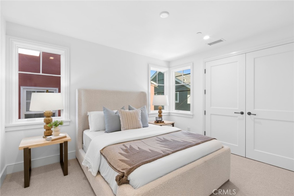 1105 N Bay Front, Newport Beach CA 92662 - photo 24