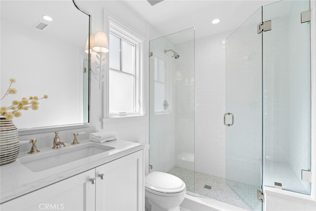 1105 N Bay Front, Newport Beach CA 92662 - photo 25