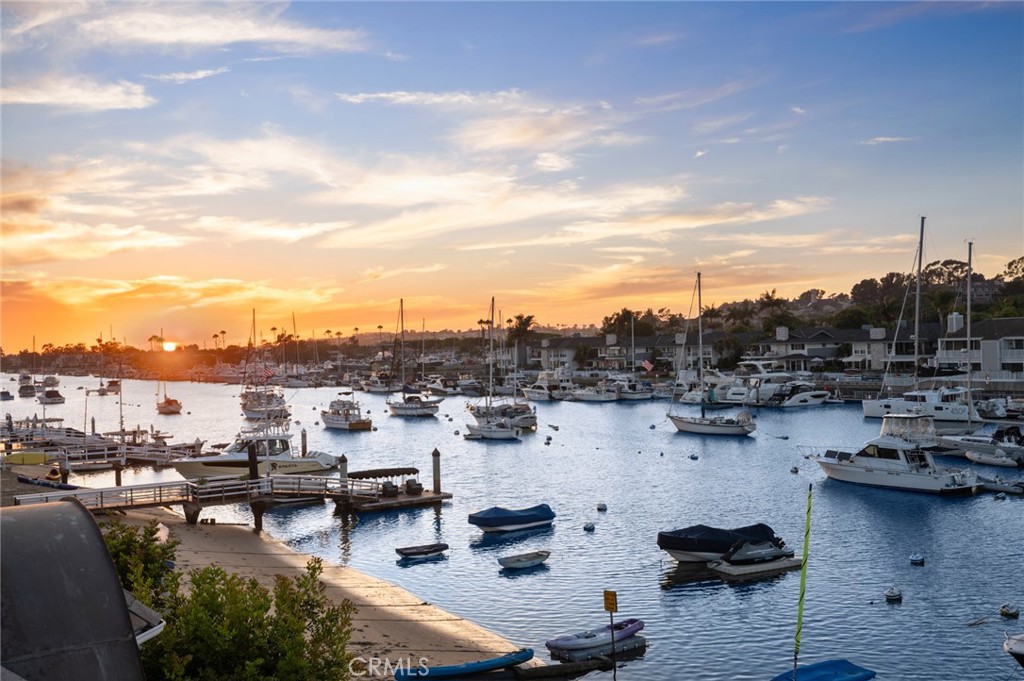 1105 N Bay Front, Newport Beach CA 92662 - photo 33