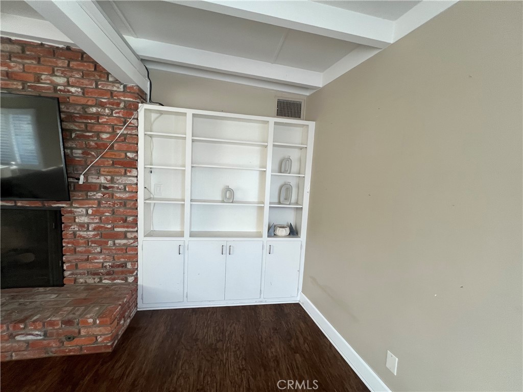 111 19th Street, Newport Beach CA 92663 - photo 28