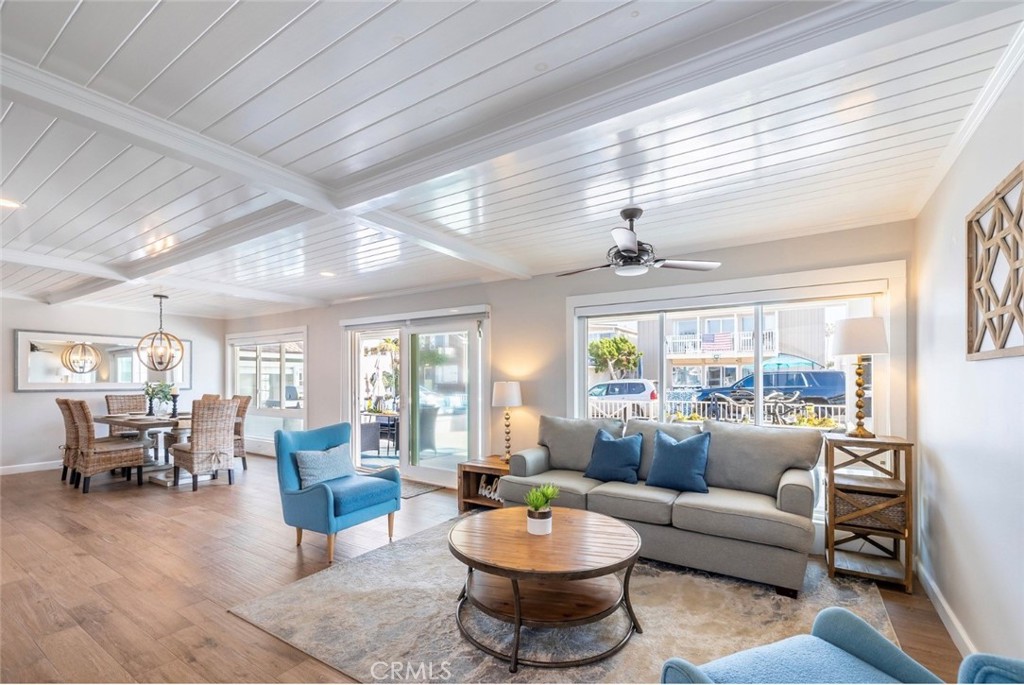 111 38th, Newport Beach CA 92663 - photo 5