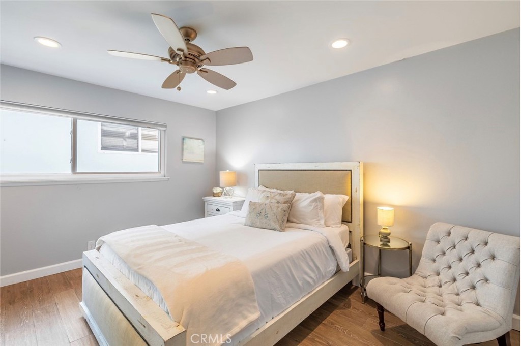 111 38th, Newport Beach CA 92663 - photo 31