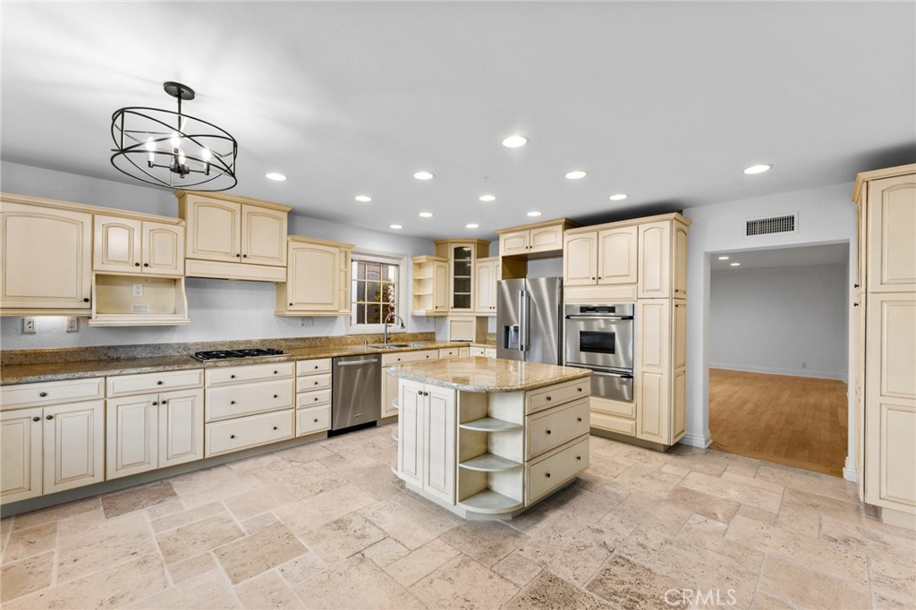 111 Via Jucar, Newport Beach CA 92663 - photo 11