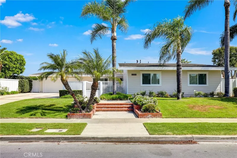 1112 Westcliff Drive, Newport Beach, CA 92660