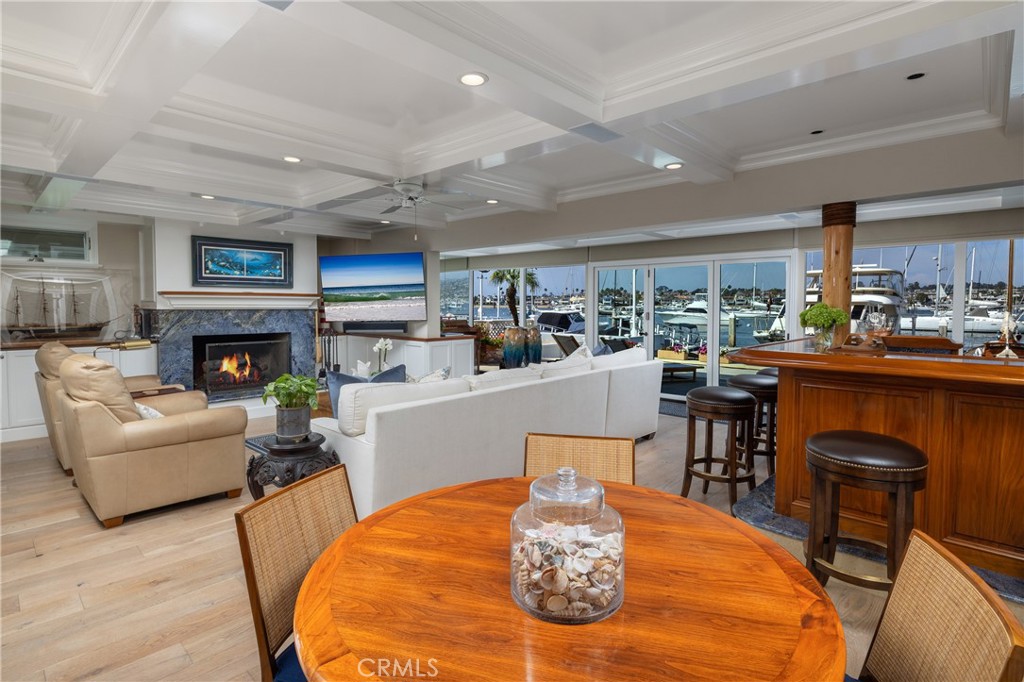 1114 E Balboa Boulevard, Newport Beach CA 92661 - photo 8