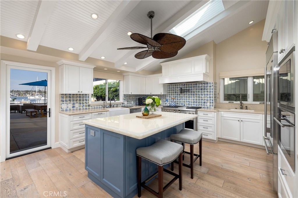1114 E Balboa Boulevard, Newport Beach CA 92661 - photo 13