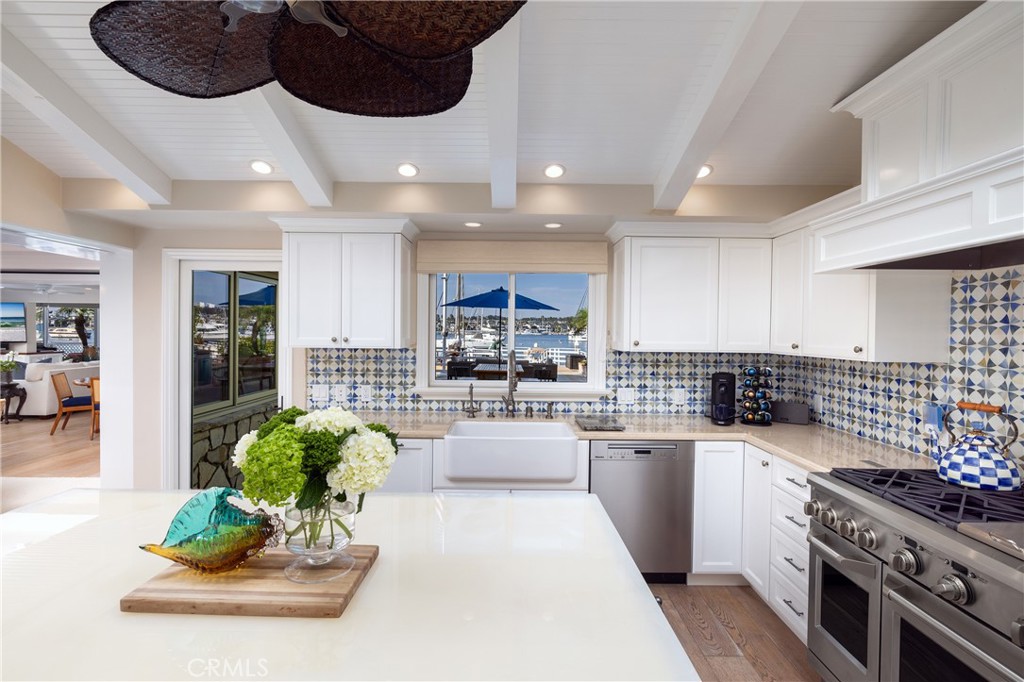 1114 E Balboa Boulevard, Newport Beach CA 92661 - photo 14
